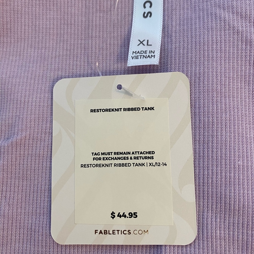 Fabletics Tank & shorts set - Picture 2 of 5